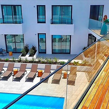 Pero Teive Bay Apartmanhotel Ponta Delgada